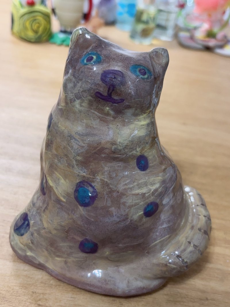 陶偶手作貓咪款 - 擺飾/家飾品 - 陶 卡其色