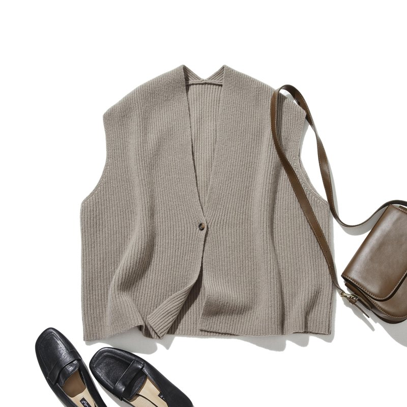 居家外出都能輕鬆保暖的時尚 100% 羊毛針織背心 251103-1 - 背心/無袖上衣 - 羊毛 卡其色