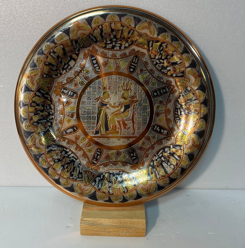 【埃及手作】100% 埃及進口圓形手工銅盤-圖坦卡門與王后 - 裝飾/擺設  - 銅/黃銅 金色