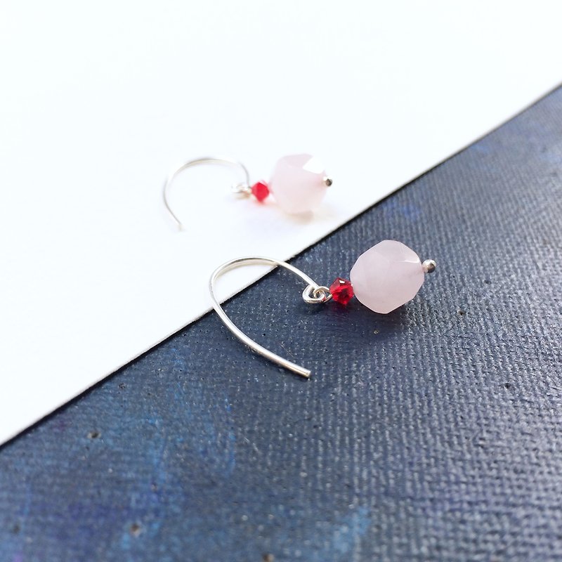 925 silver-rose quartz & Austrian crystal pierced earrings - Earrings & Clip-ons - Gemstone Pink