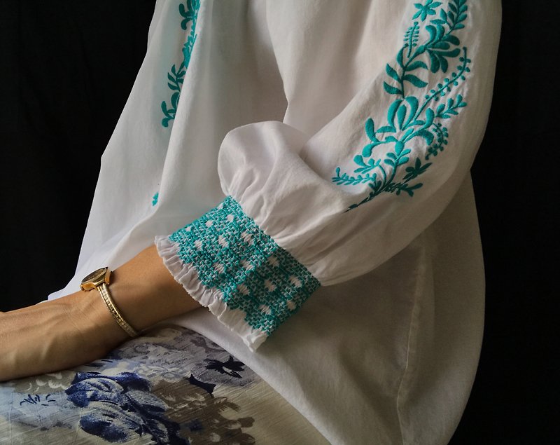 Hungarian handmade-embroidered long-sleeved top/blouse - Women's Tops - Cotton & Hemp 