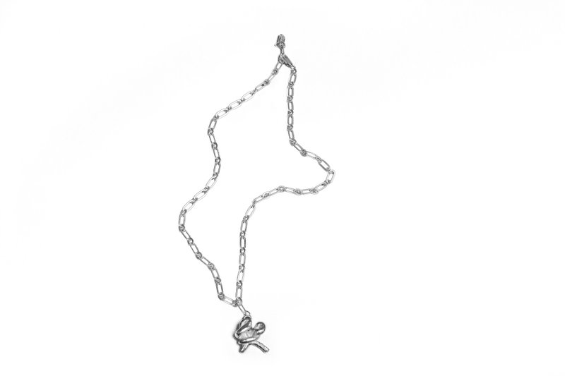 Knot Alphabet NecklaceSilver 99.99 / K / - 項鍊 - 純銀 銀色