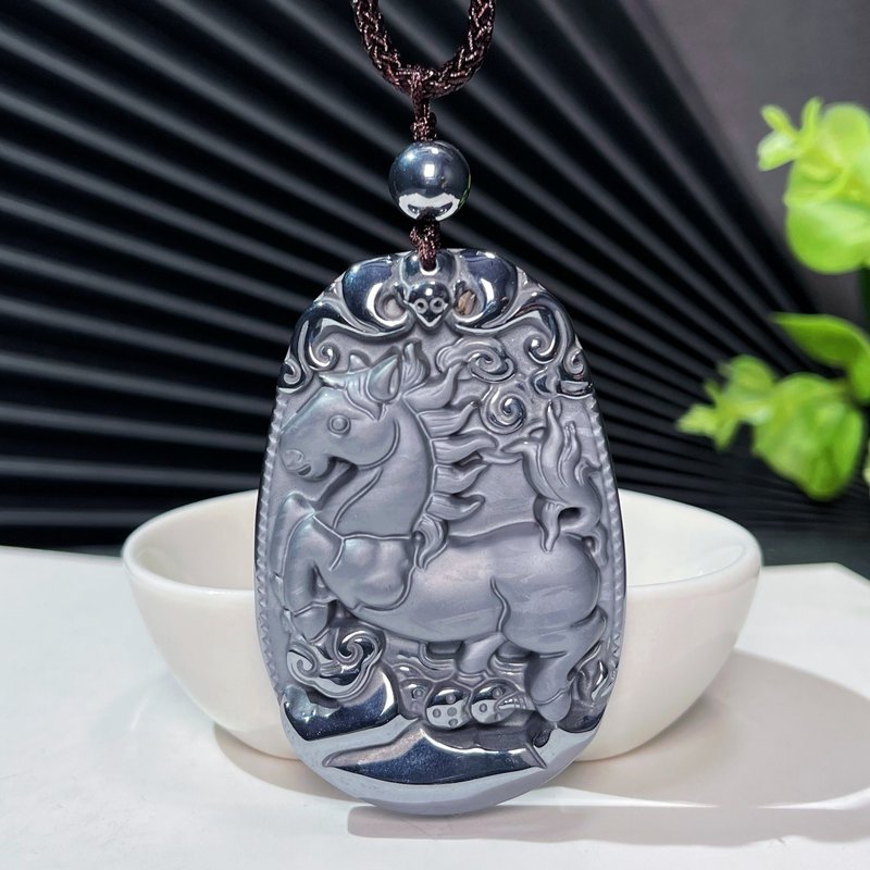 太赫茲石生肖牌吊墜 鈦赫茲波多晶矽 雕刻馬 生肖項錬 福在眼前 - 項鍊 - 半寶石 