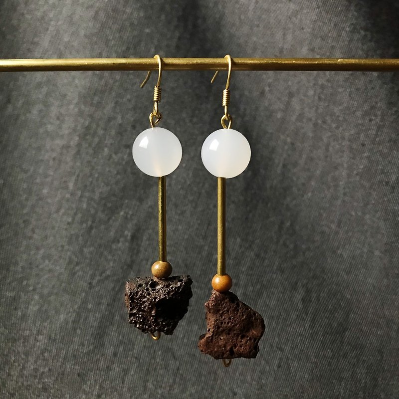 Natural brown volcanic stone brass long hanging ring - ต่างหู - เครื่องเพชรพลอย สีนำ้ตาล