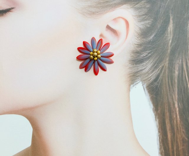 チェコビーズの赤い大きなお花のイヤリング - Shop yuum Earrings