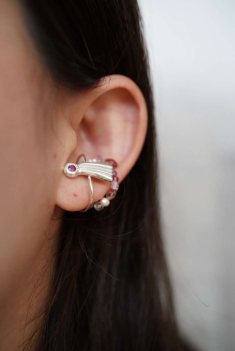 Shooting star earcuff【one ear】 - Cuff Links - Stone Pink