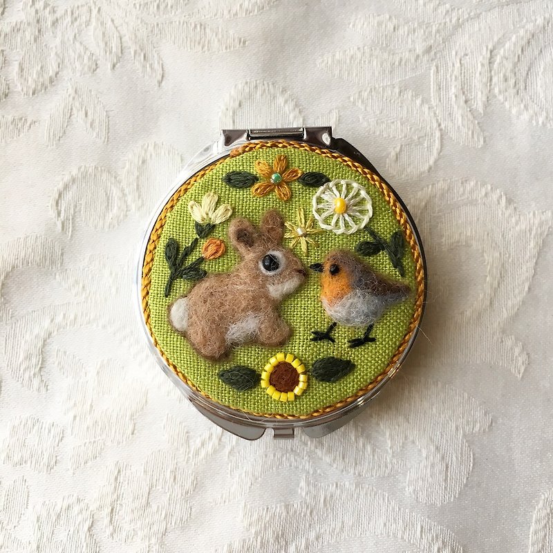 pill case of rabbit and robin - Other - Cotton & Hemp Green