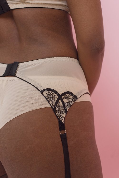 Flower lace garter belt - Sexy lace lingerie - Adjustable straps underwear  - Shop Marina V Lingerie Women's Underwear - Pinkoi