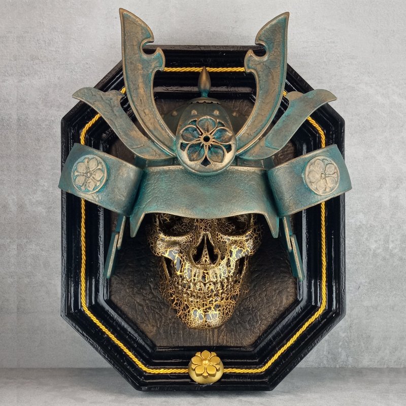 Mini 3D Samurai Skull , Wall Decor: Japanese Warrior  Black & old Bronze - 壁貼/牆壁裝飾 - 塑膠 金色