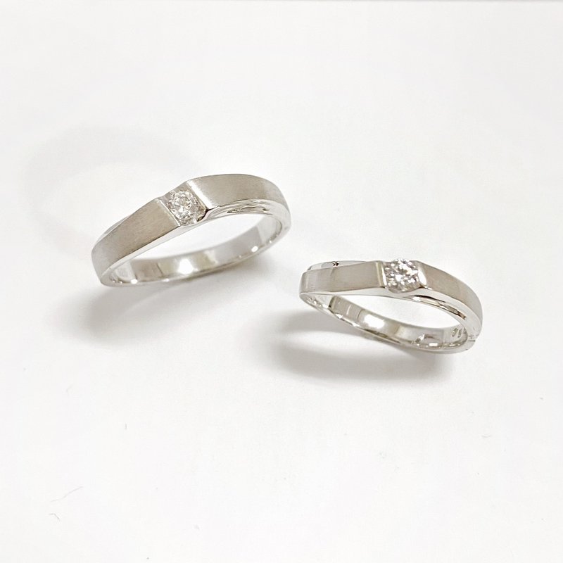 Affection. Holding_pair of rings | 14K, 9K, 925 sterling silver - Couples' Rings - Precious Metals 