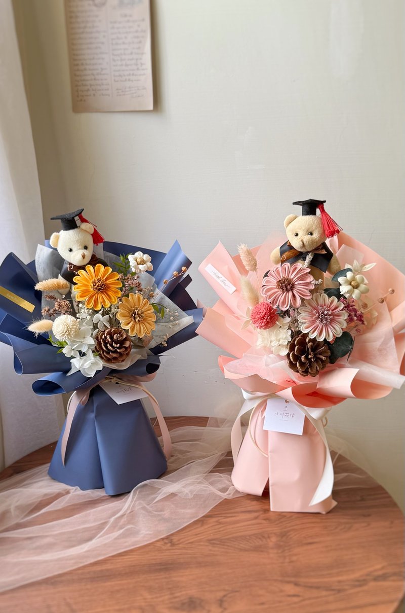 【畢業花束】小熊太陽花束 畢業花束 畢業禮物 花束 - 乾燥花/永生花 - 植物．花 