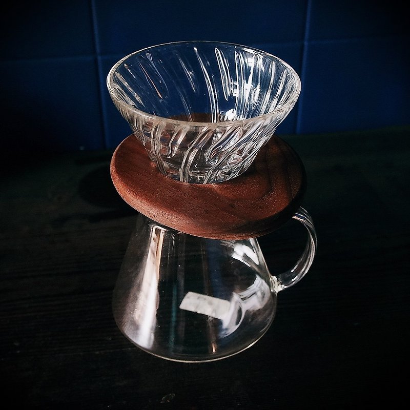 Pour-over coffee filter cup holder【Stable Mount Taishan】 - เครื่องทำกาแฟ - ไม้ 