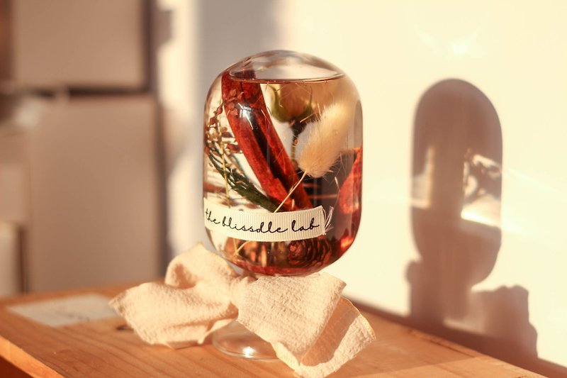 [Valentine’s Day Gift] Floating Flower Crystal Ball – Winter Time - Dried Flowers & Bouquets - Plants & Flowers 