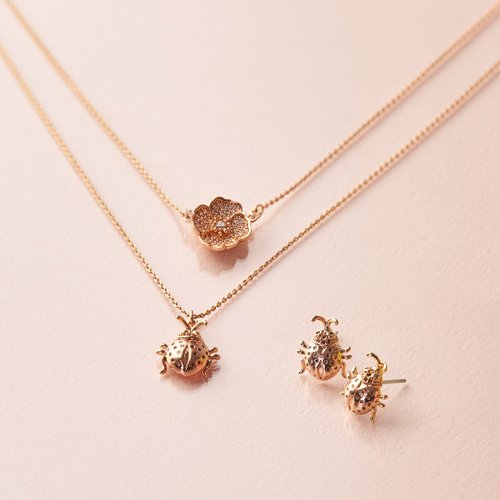 花とてんとう虫モチーフ ネックレス ピンクゴールドcolor スプリング スプリングリズムフラワーダイヤモンドてんとう虫ネックレス