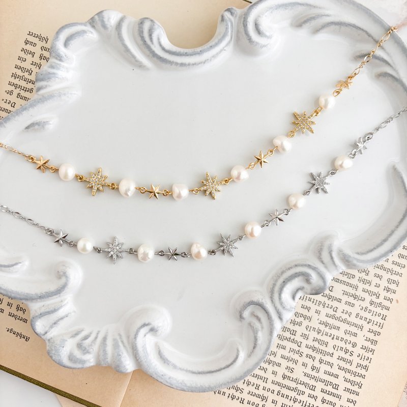 A Night of Falling Stars / Star and freshwater pearl choker necklace SV632 - Collar Necklaces - Other Metals Gold