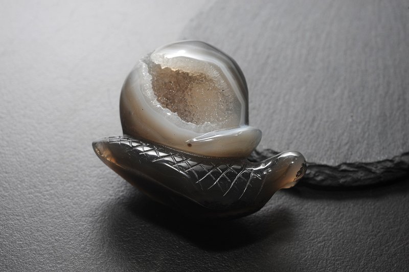 蝸牛瑪瑙聚寶盆 礦石/水晶/靈修/開運/招財/破煞/防小人 - 擺飾/家飾品 - 半寶石 