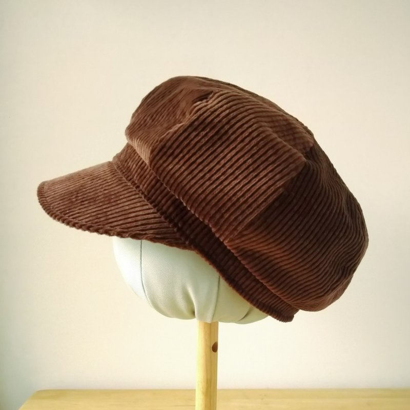 Itomon Thick Corduroy Newsboy Cap-Chocolate - หมวก - ผ้าฝ้าย/ผ้าลินิน สีนำ้ตาล