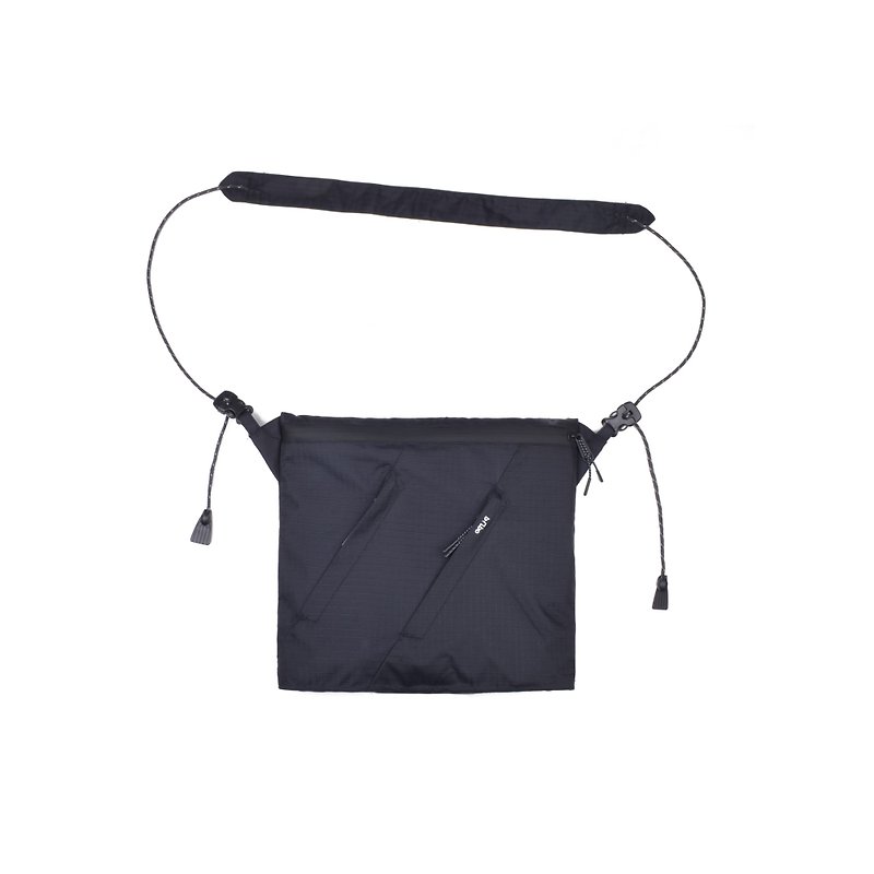 oqLiq-Project 06.2-River sacoche bag (Black) - กระเป๋าแมสเซนเจอร์ - ไฟเบอร์อื่นๆ สีดำ