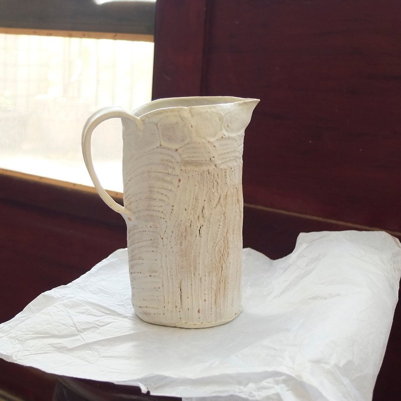 高山陶瓷水瓶 - 裝飾/擺設  - 陶 白色