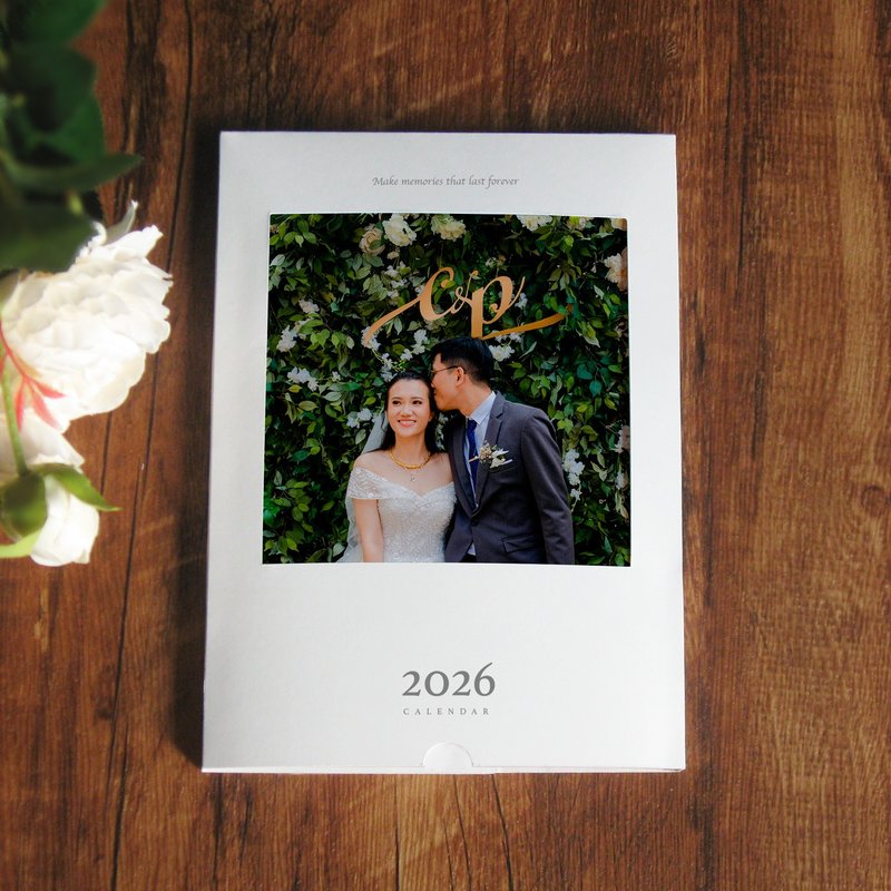 客製化禮物 相片桌曆 2026年曆 結婚照 週年紀念 送女友情侶相冊 - 日曆/月曆/年曆 - 紙 