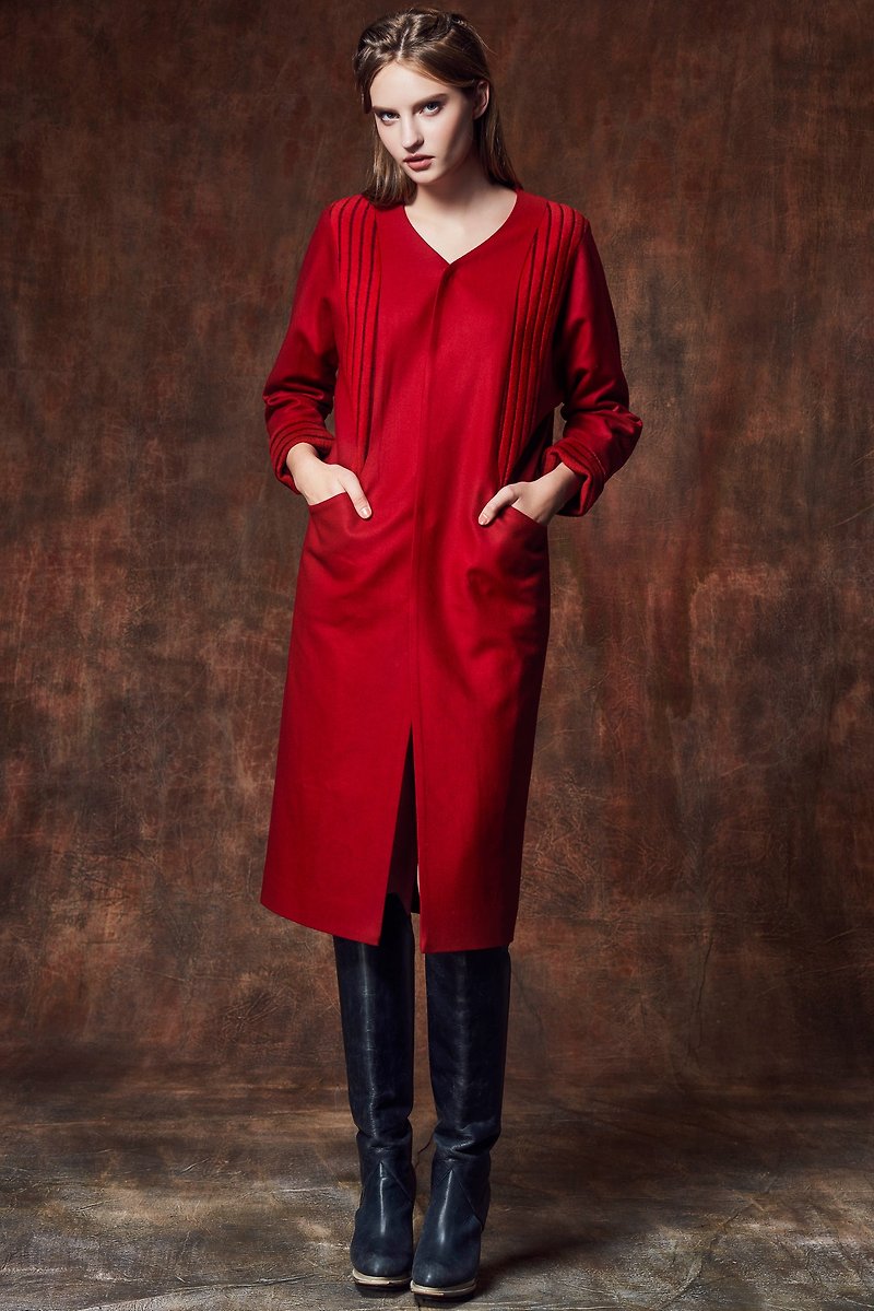 Off-season sale red long coat - เสื้อแจ็คเก็ต - ขนแกะ สีแดง