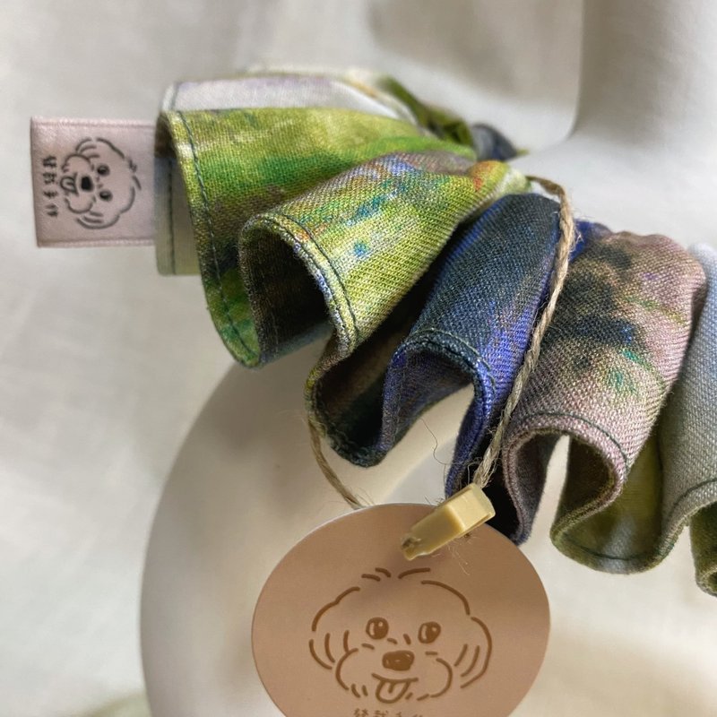 Hair cutting handmade. Facai Handmade Pet Scarf Furry Clown Collar_Green Light - Collars & Leashes - Cotton & Hemp Green