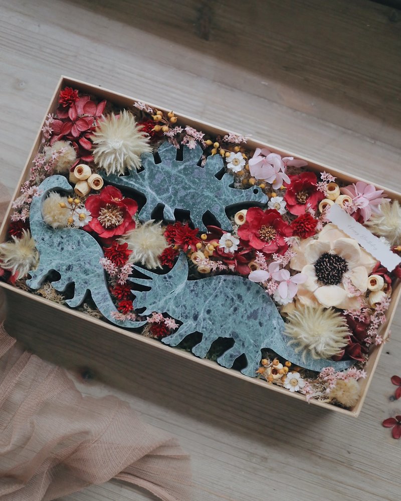 【Garden Gift Box】Gift Box Flower Art Birthday Gift Wedding Blessing Congratulation Gift Proposal Gift - Dried Flowers & Bouquets - Plants & Flowers Red