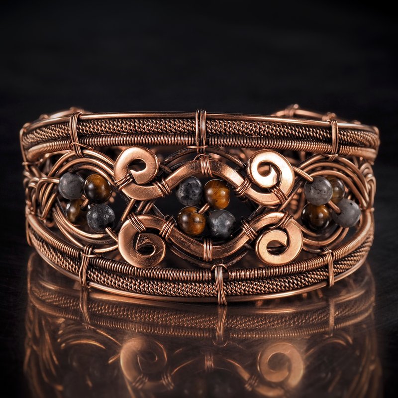 Copper wire wrapped bracelet with Tiger's Eye and Larvikitet - WireWrapArt - 手鍊/手環 - 寶石 多色