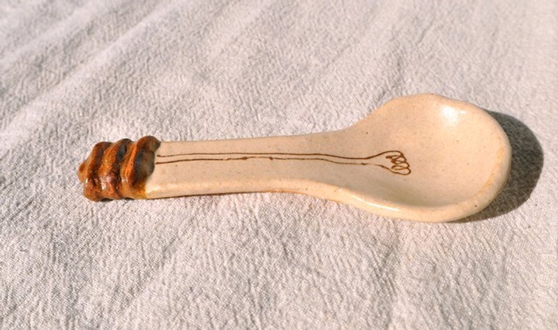 Bare light bulb spoon - เซรามิก - ดินเผา สีทอง