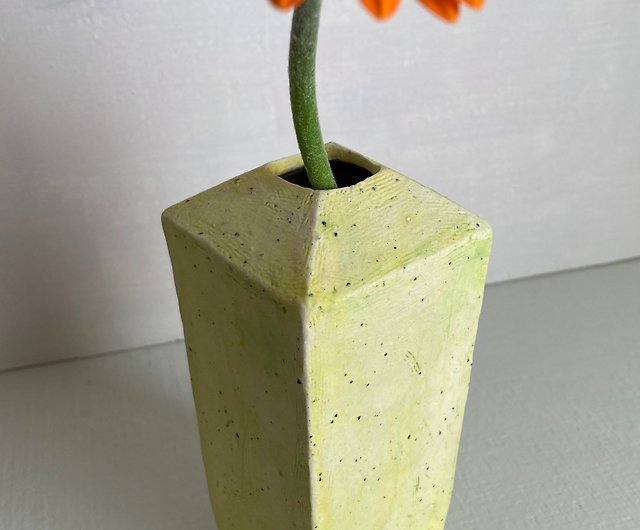 シンプル 手びねり 花瓶 花器 5 - ショップ mio_cera 花瓶・植木鉢