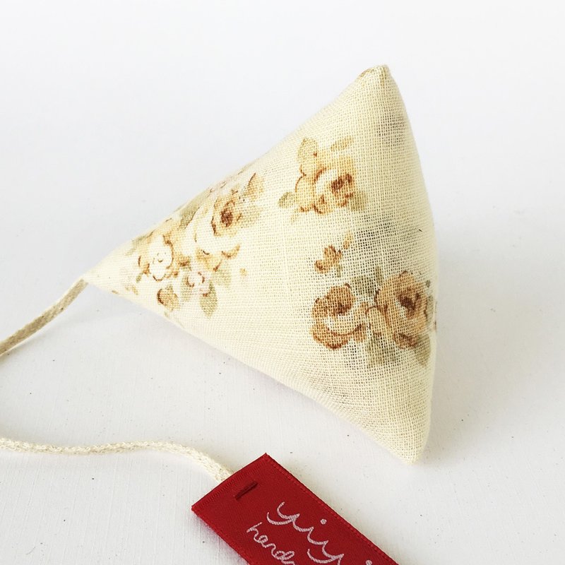 貓玩具- 貓喝茶(白茉莉) - 貓/狗玩具 - 棉．麻 橘色