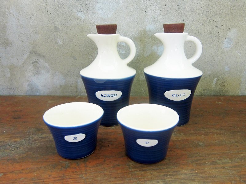スウェーデンsogaform手描き青縞模様のセラミック醤油鍋で飾られた四つのグループ（新） - 調味料入れ - 陶器 ブルー