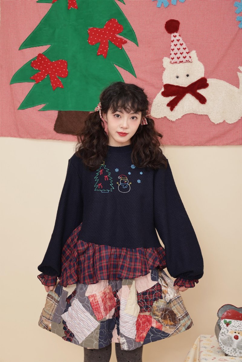 復古少女 格子刺繡童趣針織衫 - 女毛衣/針織衫 - 其他材質 藍色
