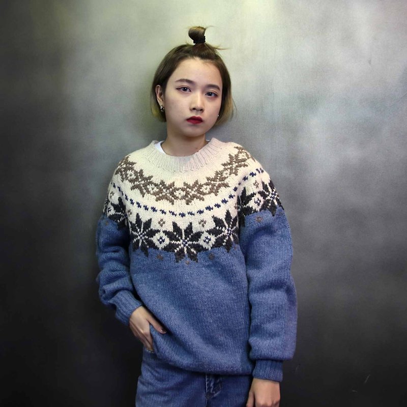 Tsubasa.Y Ancient House 013 vintage three-dimensional carved sweater, Carved Sweater knitted vintage - Women's Sweaters - Wool 