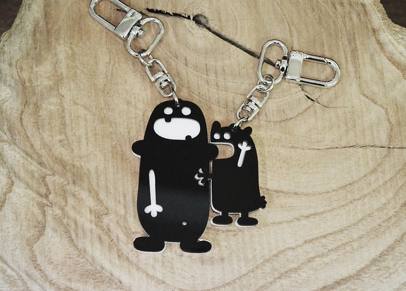 【Peej】"Don't bite my ear!" Double layered Acrylic key chains/necklaces - Necklaces - Acrylic Black