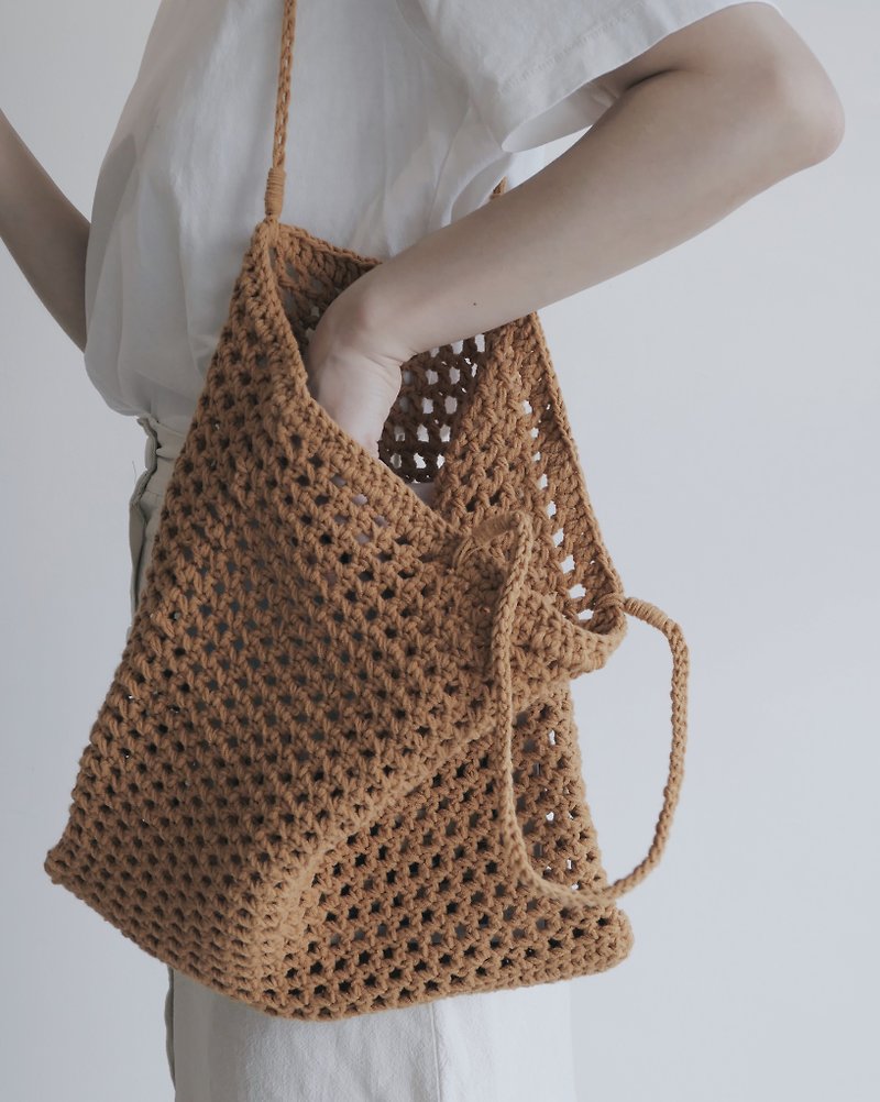 ผ้าฝ้าย/ผ้าลินิน กระเป๋าถือ สีส้ม - Crochet Cotton Net Bag | Mustard Bag | Hand-knitted | Fall/Winter | Christmas