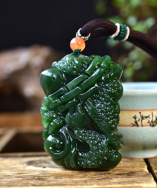 精品天然和田玉碧玉龍手把件雕工精緻一念之間｜其他人氣榜- Pinkoi