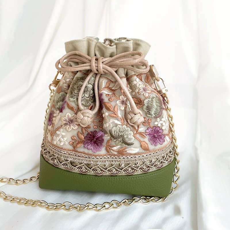 Indian embroidery trim / bucket bag - Drawstring Bags - Faux Leather Green