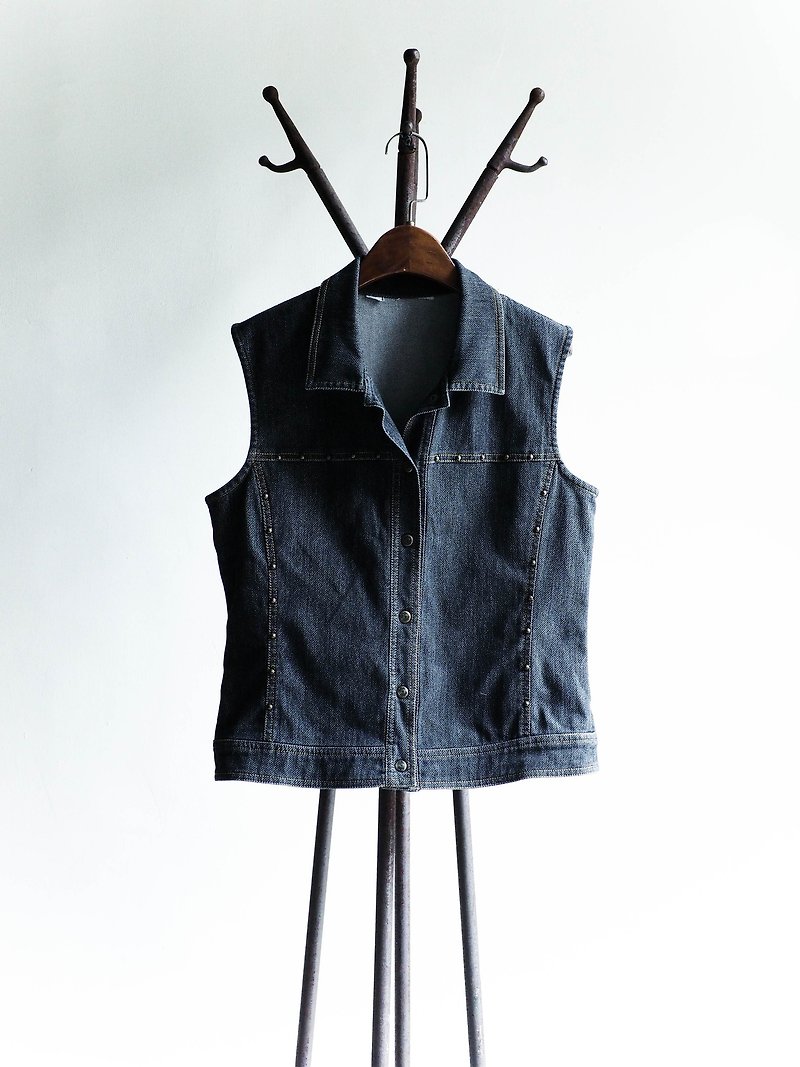River Water Mountain - Iron Black U Ding Yuko Rock Youth Dream Cotton Tannins Antique vest Vintage vintage oversize vest - เสื้อกั๊กผู้หญิง - ผ้าฝ้าย/ผ้าลินิน สีดำ