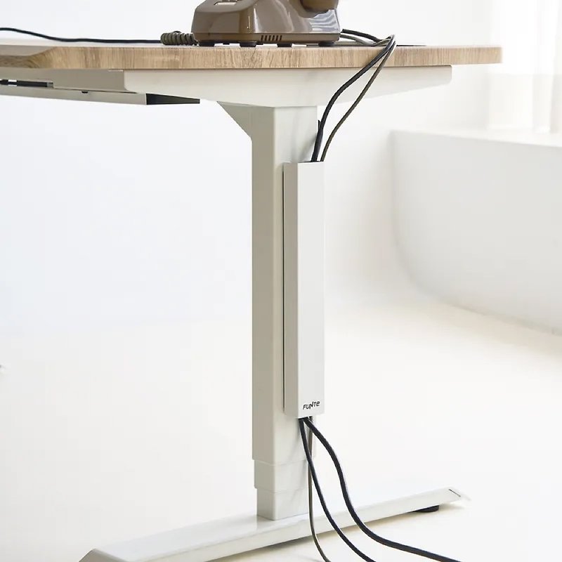 FUNTE 電動リフティングテーブルアクセサリー - 磁気ケーブルトラフ - コードホルダー - プラスチック ブラック