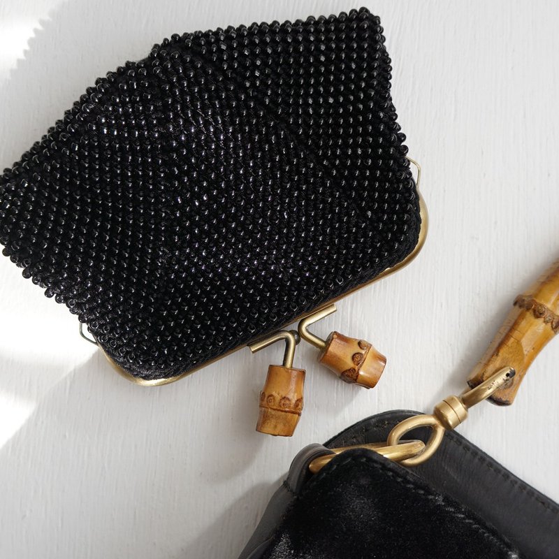 Ba-ba handmade Beads crochet square pouch No.1642 - กระเป๋าเครื่องสำอาง - วัสดุอื่นๆ สีดำ