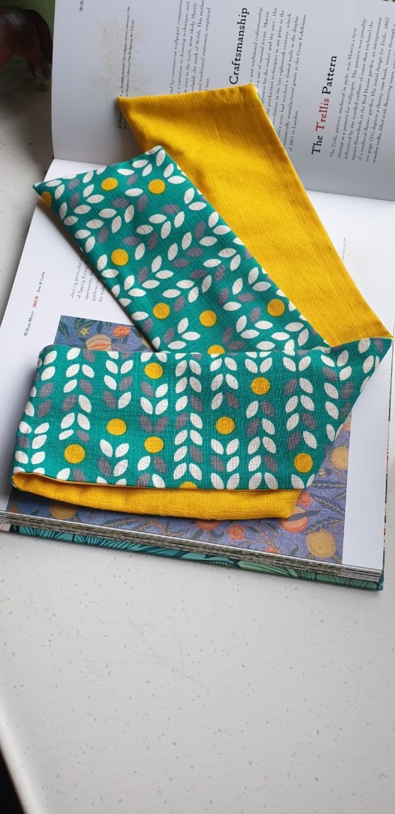 Leaf-shaped arrangement and combination of yellow and green hose headband / wide version - ที่คาดผม - ผ้าฝ้าย/ผ้าลินิน สีเขียว