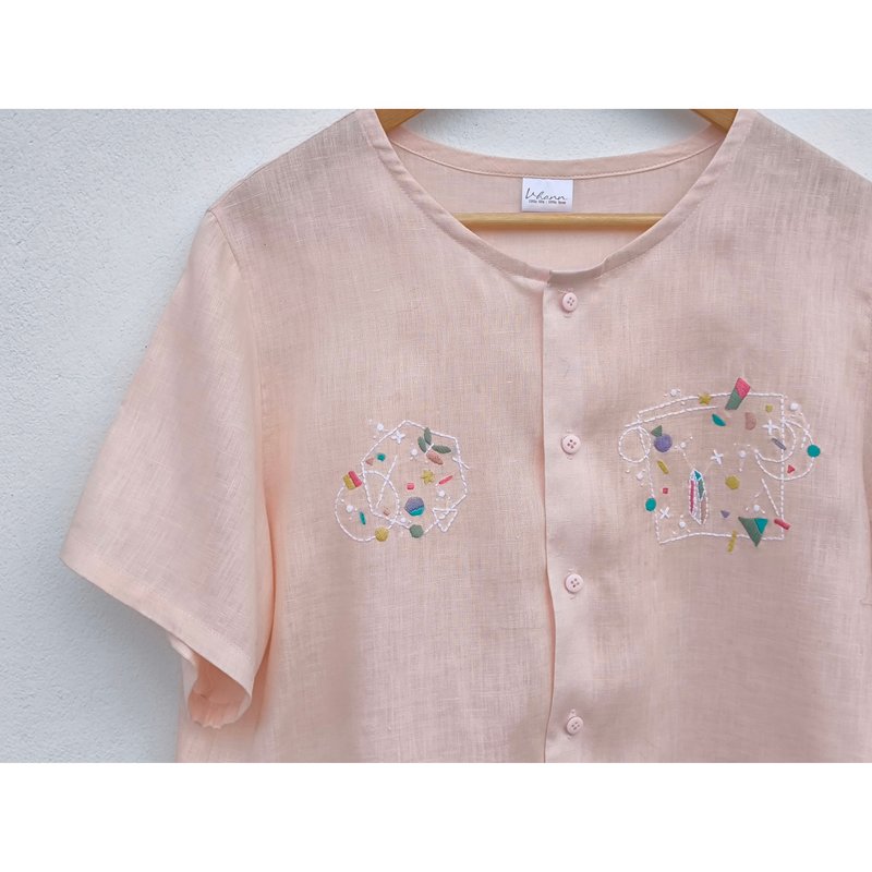 Embroidery | Linen | Soft Coral Pink Crewneck Top - 女上衣/長袖上衣 - 棉．麻 粉紅色