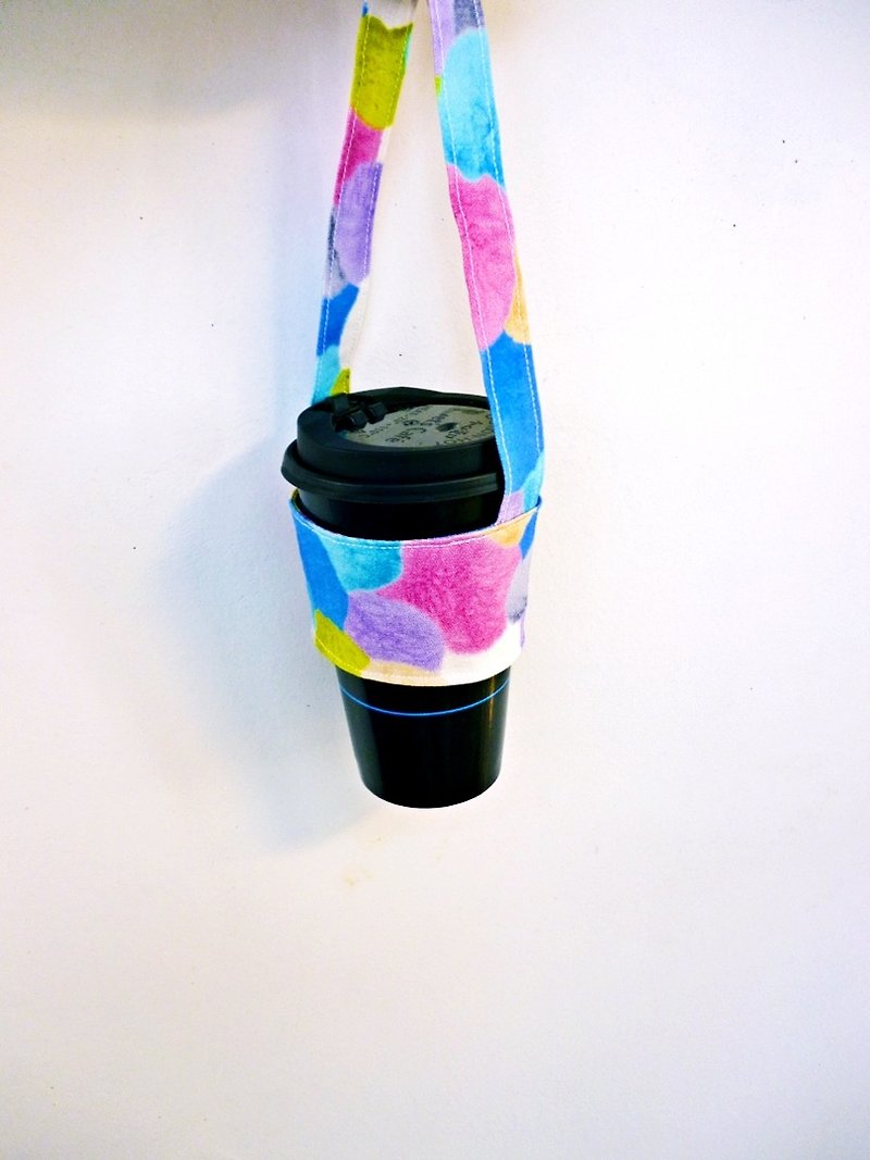 紫藍色系 輕巧可收納款 繽紛毛球環保杯套 手搖杯 超商咖啡杯 - 杯袋/飲料提袋 - 棉．麻 紫色