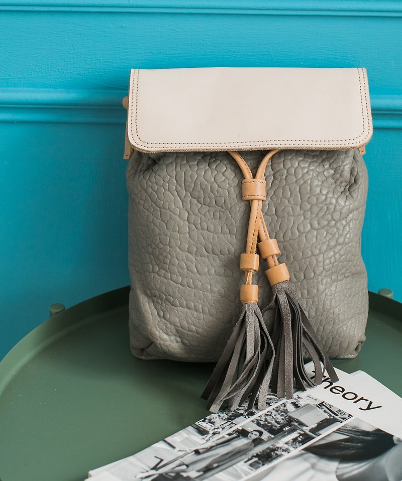 Contrast fringed leather shoulder bag - apricot fight cement gray - Messenger Bags & Sling Bags - Genuine Leather Gray