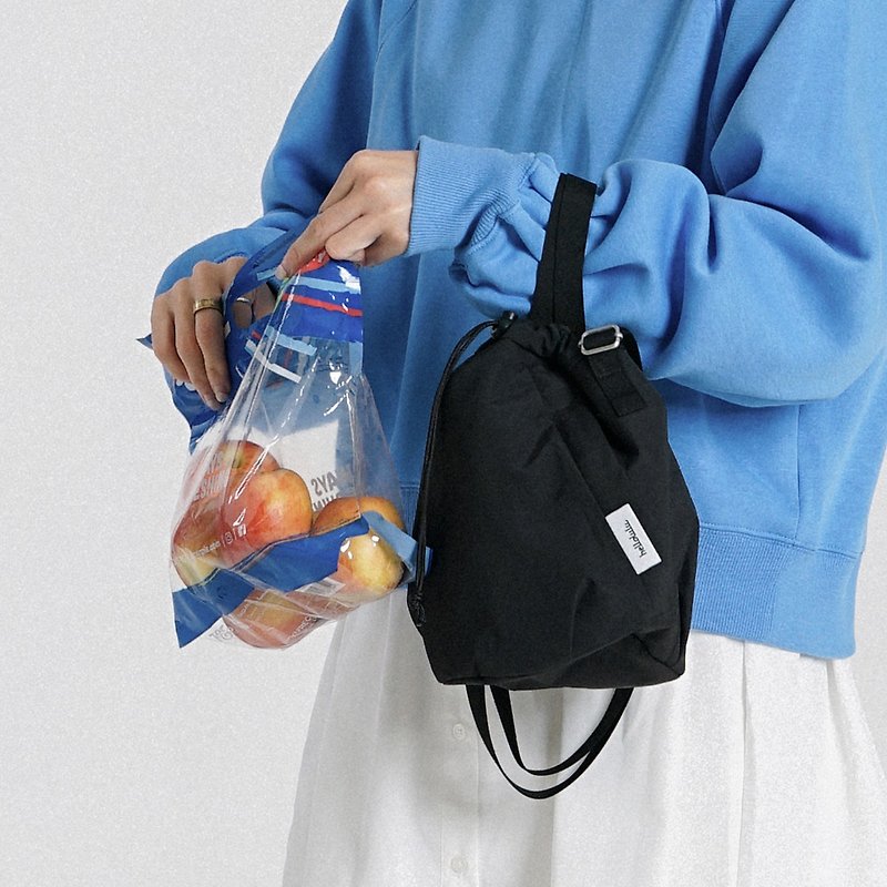 CHICO 2 Sided Bucket Bag (S Size), Crossbody Bag Drawstring Shoulder Bag (Black) - กระเป๋าแมสเซนเจอร์ - ไนลอน สีดำ