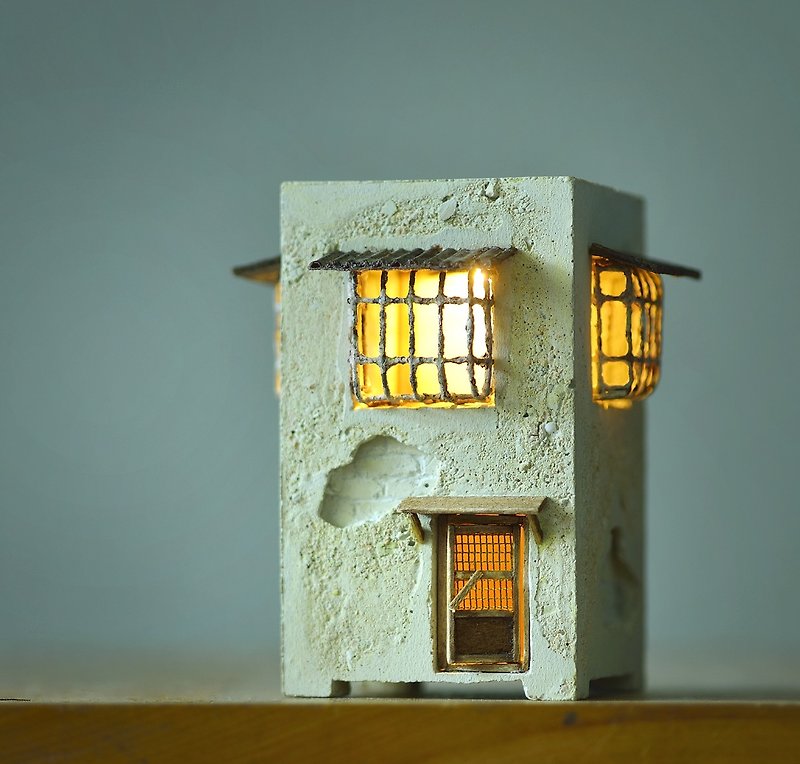 Old mottled hut lighting - Items for Display - Cement Brown