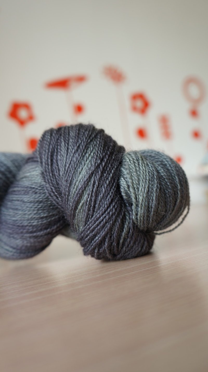 手染めレースのライン。カモフラージュ（BFL） - 編み物/刺繍/羊毛フェルト/裁縫 - ウール 