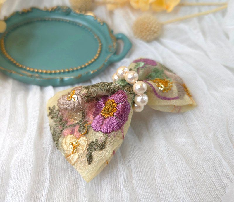 刺繡紗麗絲綢蝴蝶結彈簧夾 - 髮夾/髮圈 - 絲．絹 