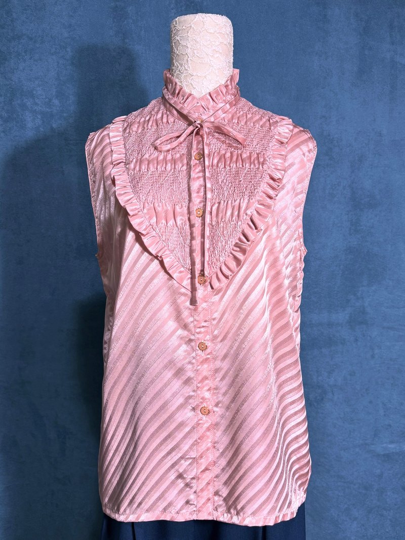 Pink twill ruffled sleeveless vintage shirt/brought back to VINTAGE from abroad - เสื้อเชิ้ตผู้หญิง - เส้นใยสังเคราะห์ สึชมพู